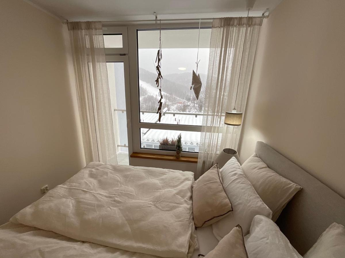 Hearth Hill View Apartment Устронь Экстерьер фото
